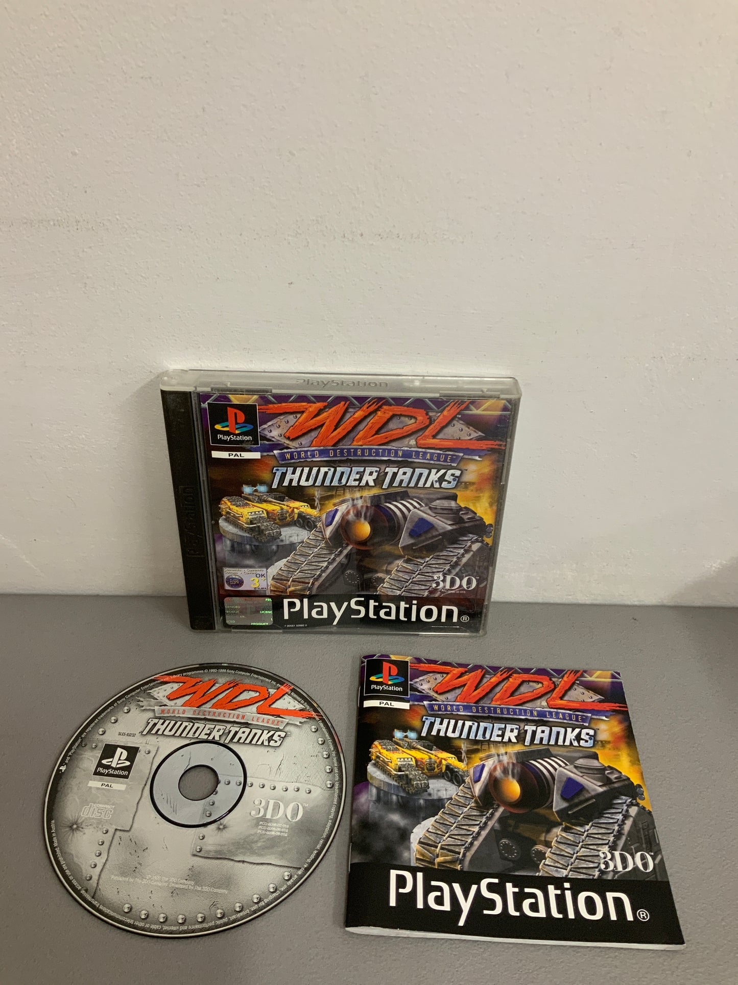 World Destruction Thunder Tanks Playstation 1
