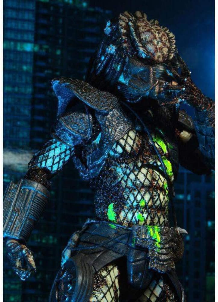 Predator Battle Damaged City Hunter Neca