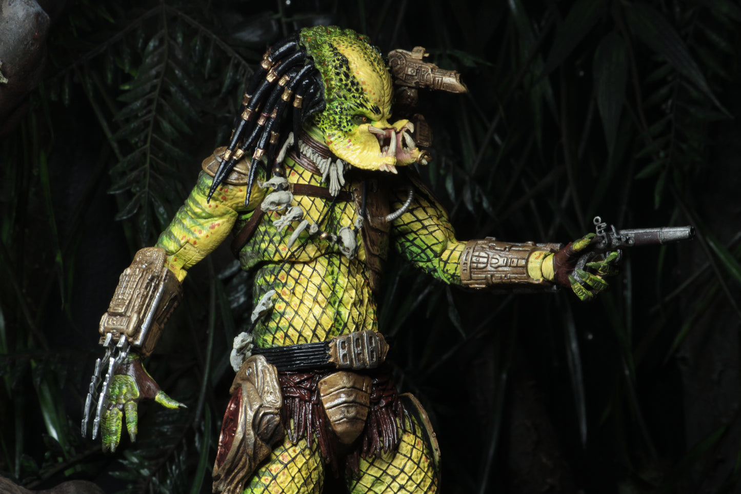 Predator Elder Golden Angel Neca