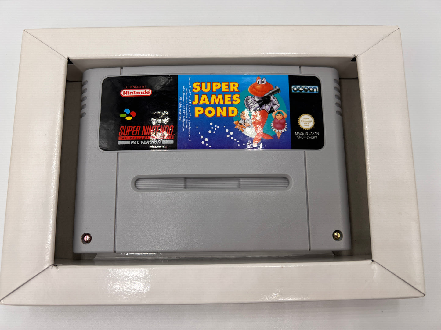 Super James Pond Super Nintendo