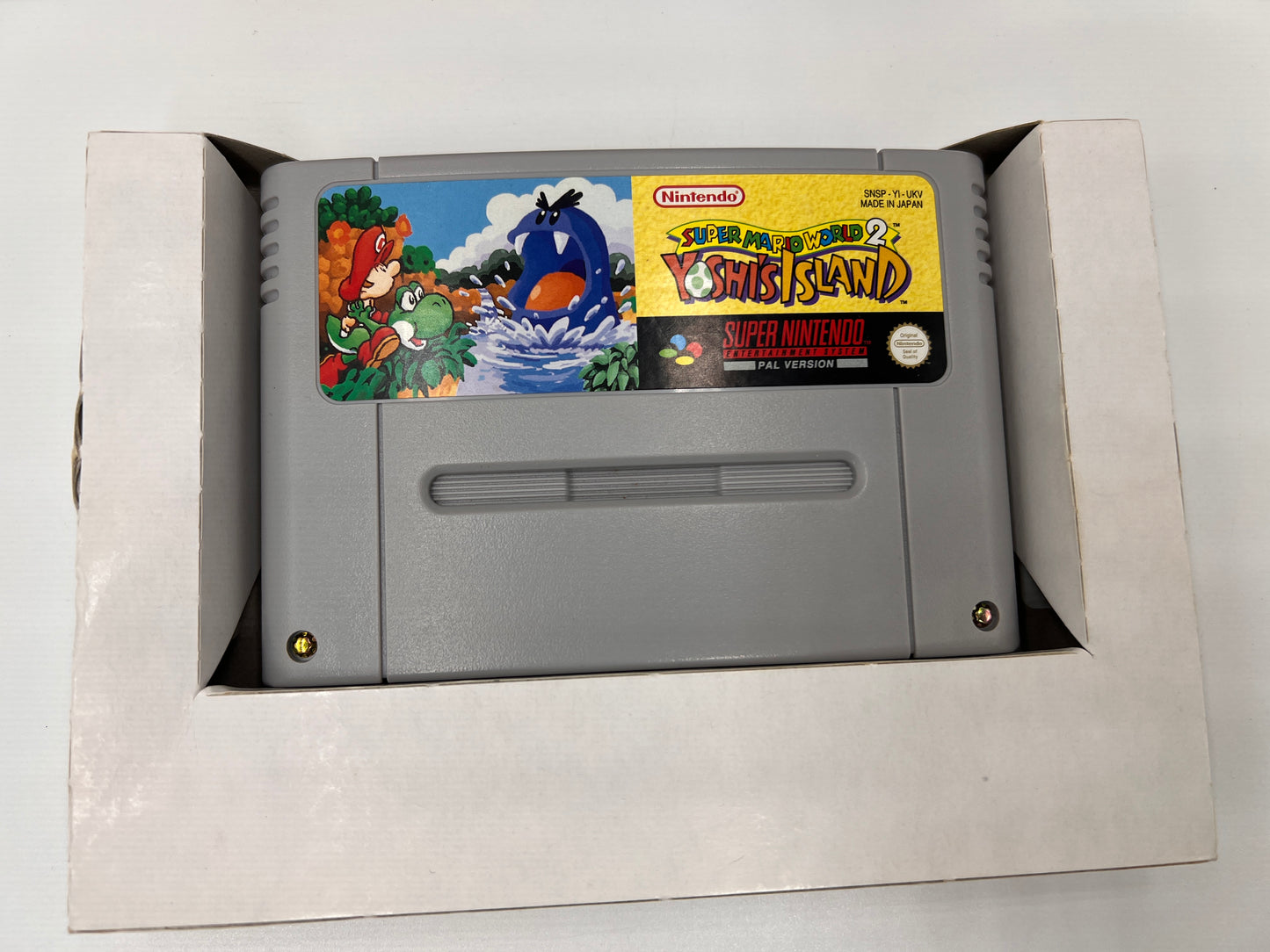 Super Mario World 2 Super Nintendo