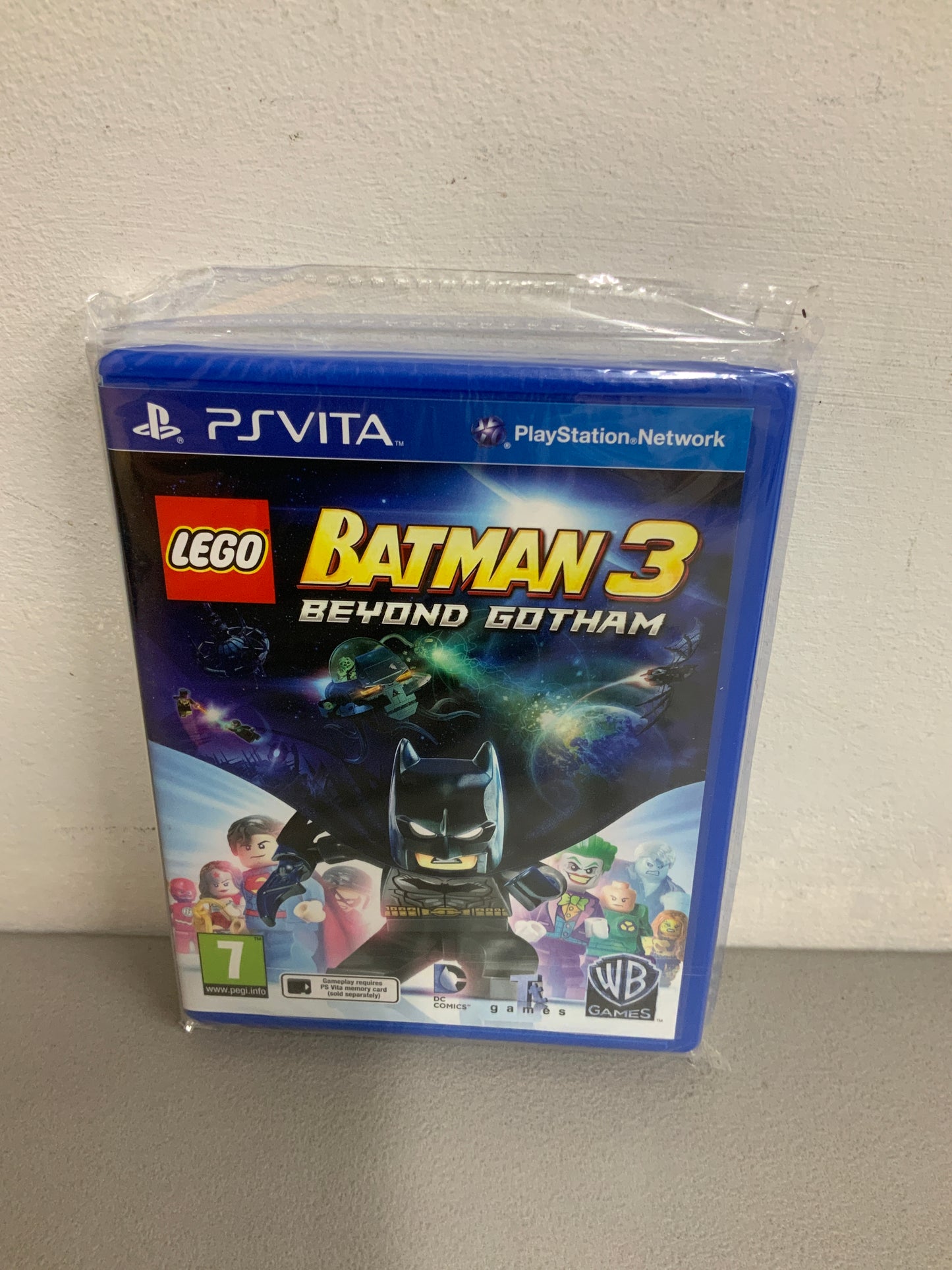New Vita Batman 3 Beyond Gotham