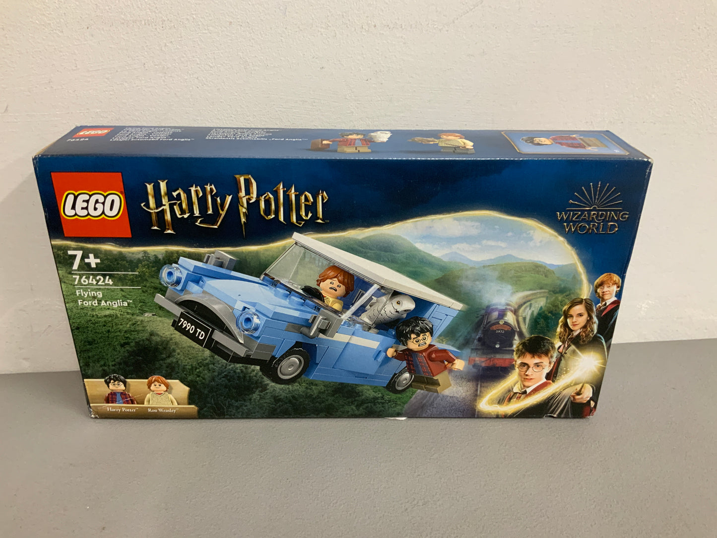 Lego Harry Potter Flying Ford Anglia 76424