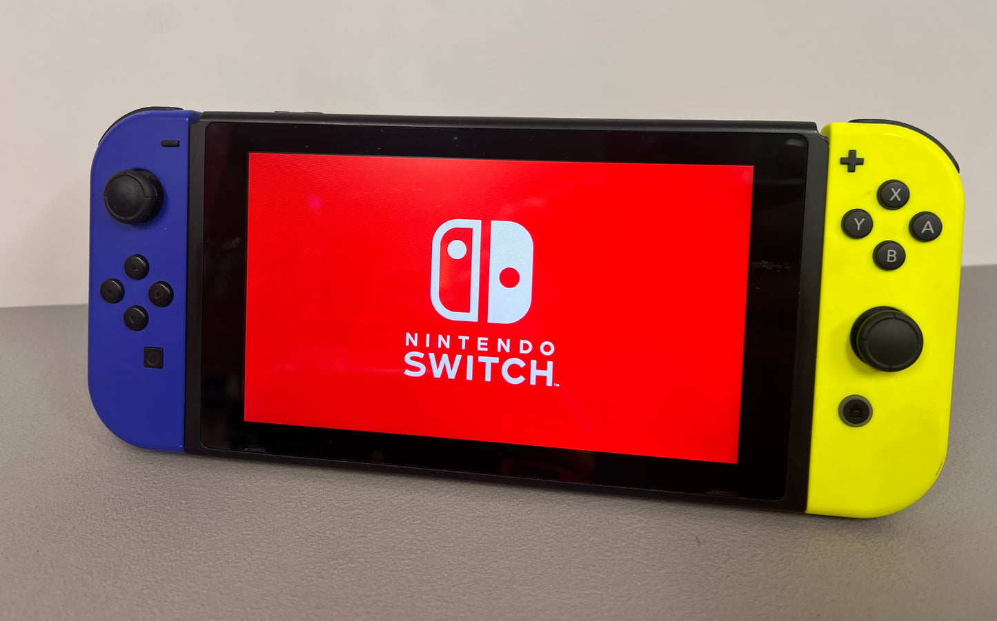 Nintendo Switch Console Neon Yellow/Blue Unboxed