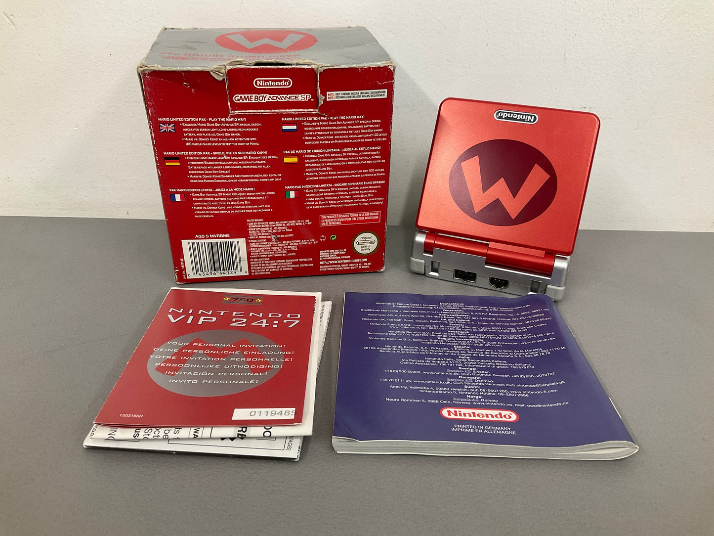 Nintendo Gameboy SP Mario Edition