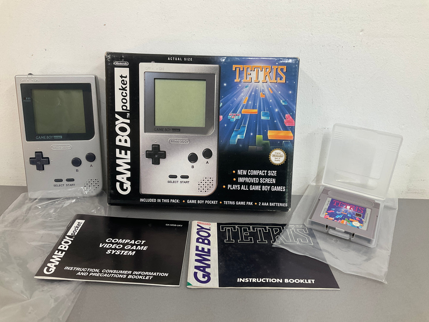 Nintendo Gameboy Pocket Silver Tetris Edition