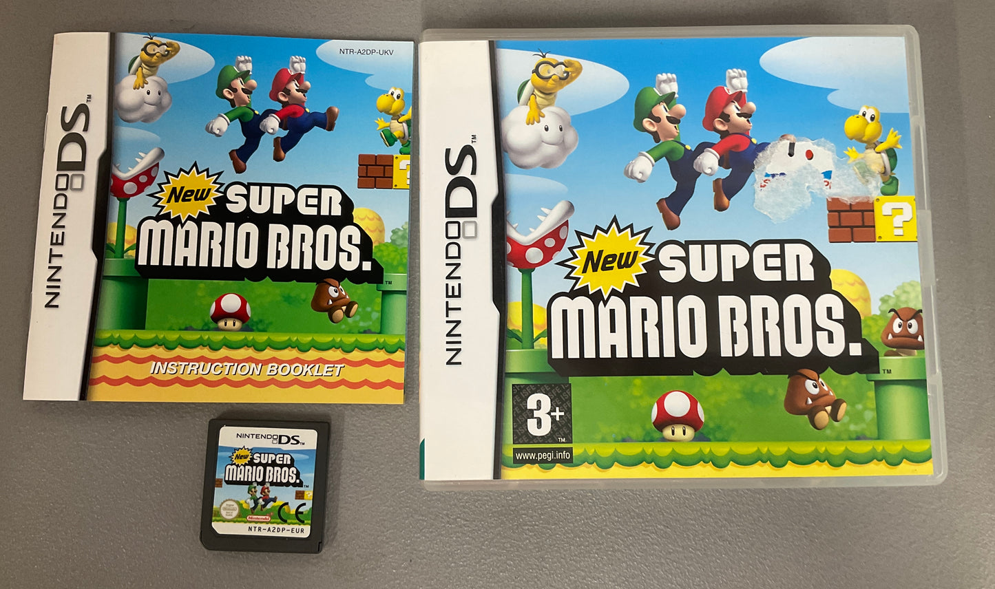 Nintendo Dsi XL Red 25th Mario Edition