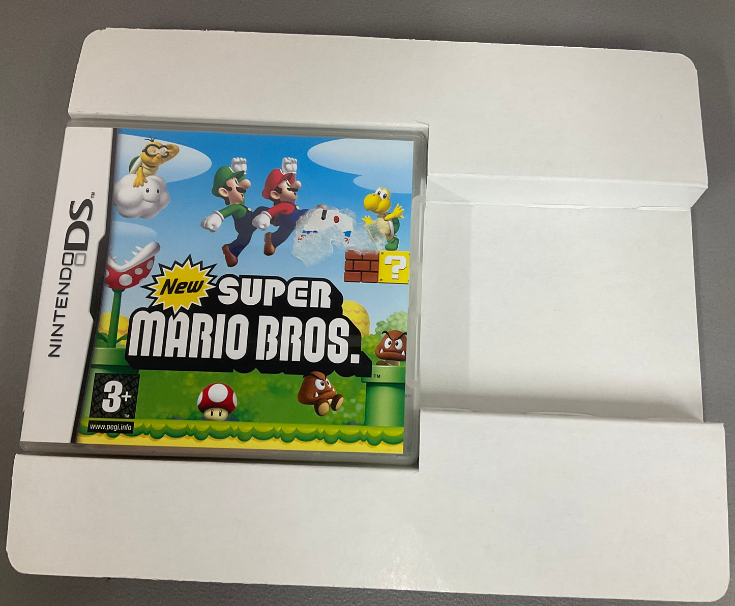 Nintendo Dsi XL Red 25th Mario Edition