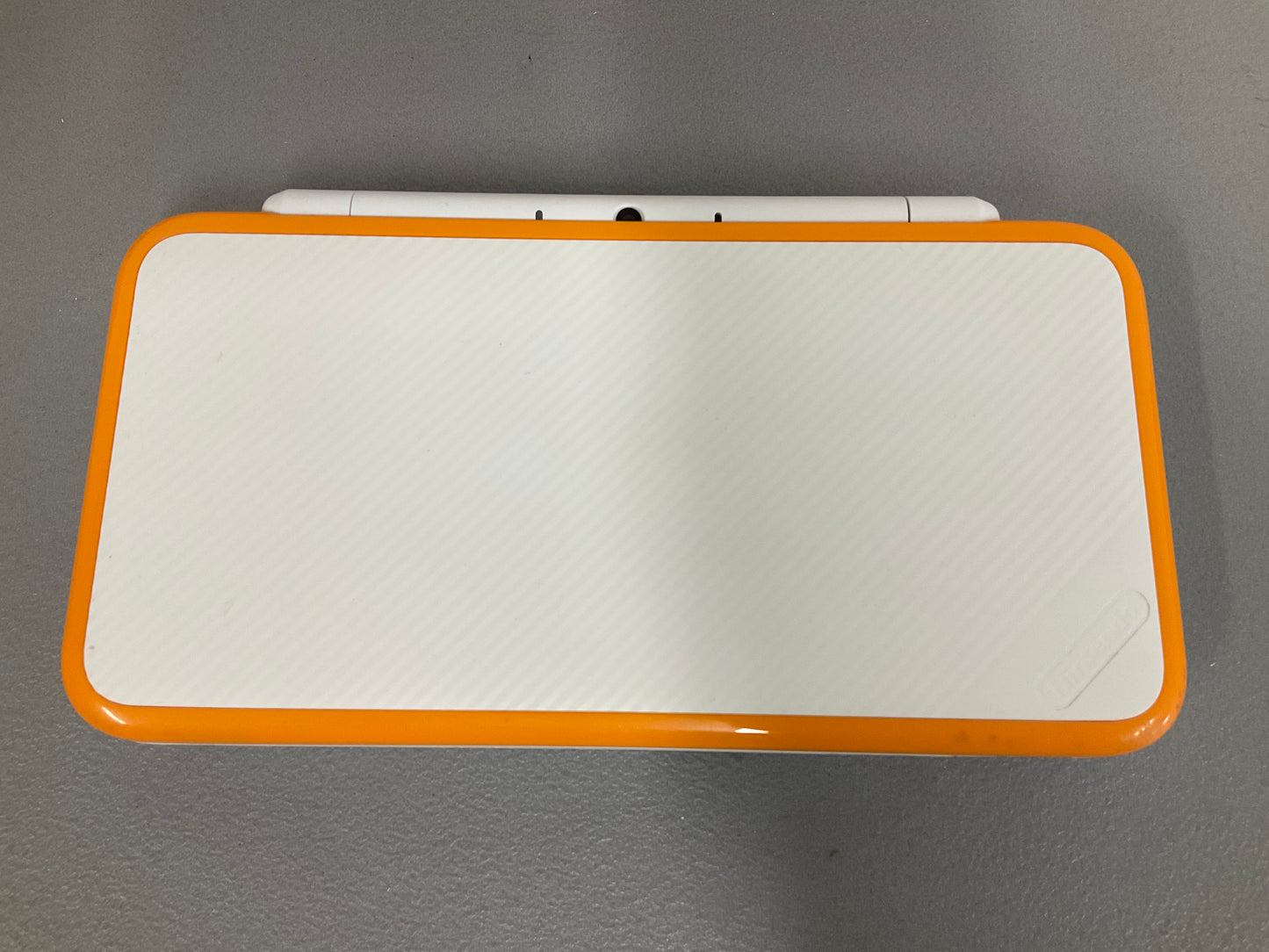 Nintendo 2DS XL White/Orange Console