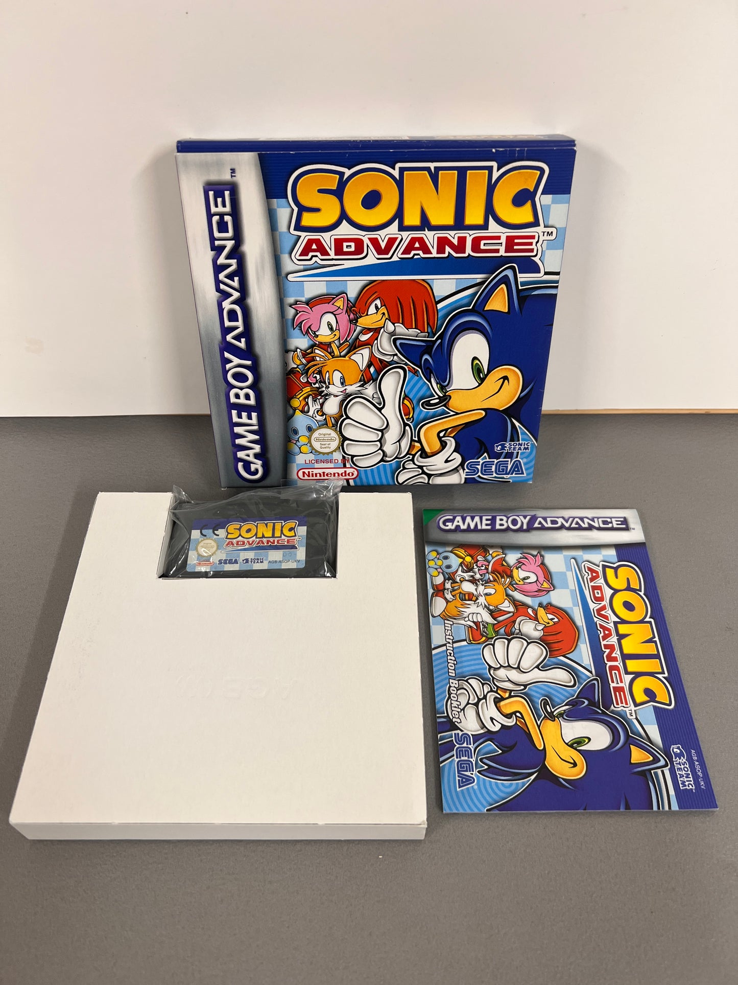 Nintendo Gameboy Sonic Advance