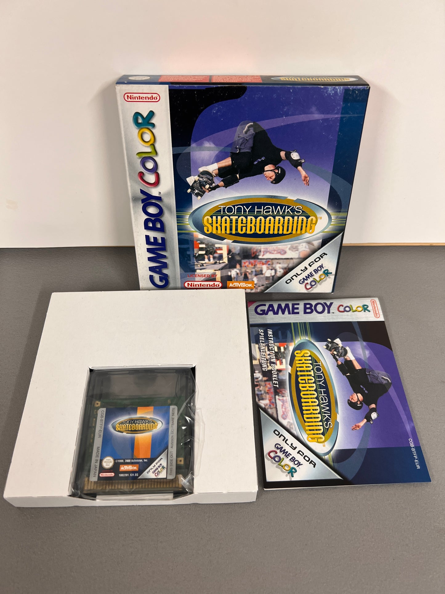Nintendo Gameboy Tony Hawks Skateboarding